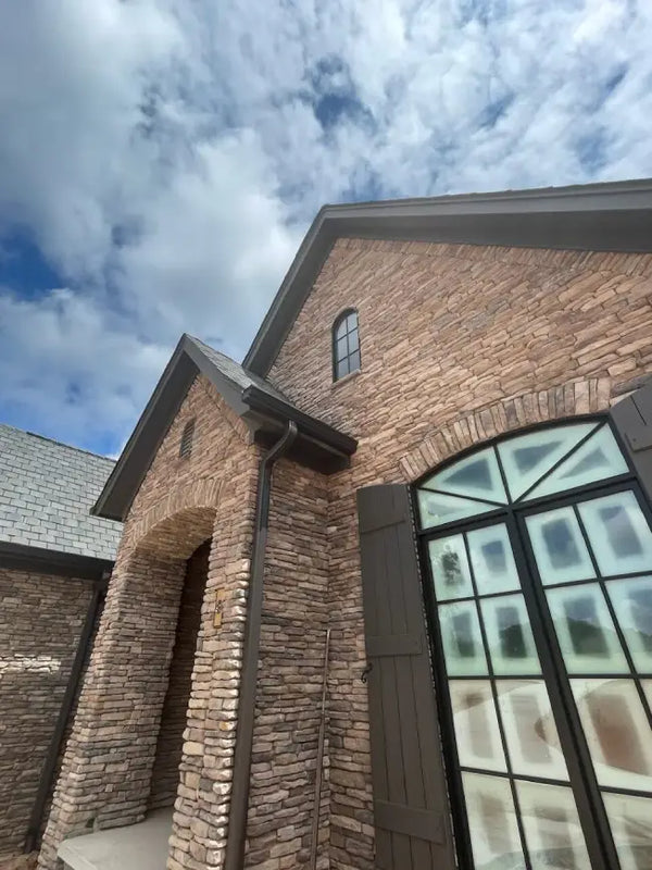 52db5109-Southern-Ledge-Colorado-Cut-rotated-pfti (1).webp__PID:a975e597-ac32-4dad-8508-c86594999a63