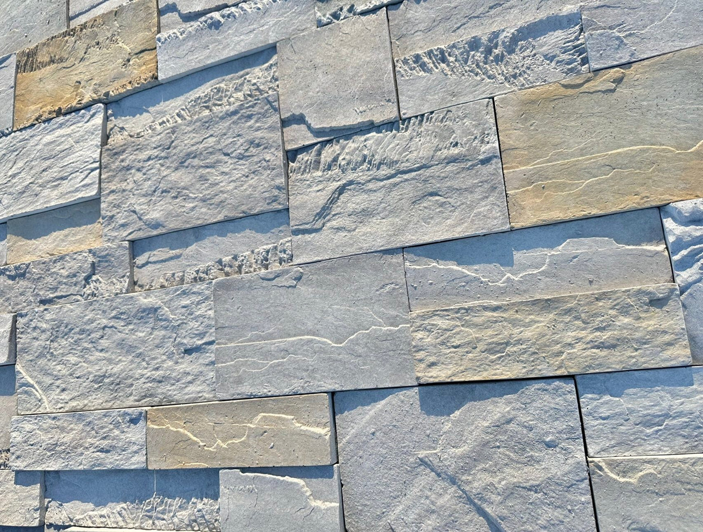 CR: Mt. Airy Granite - CORNERS - RockSolid Veneers