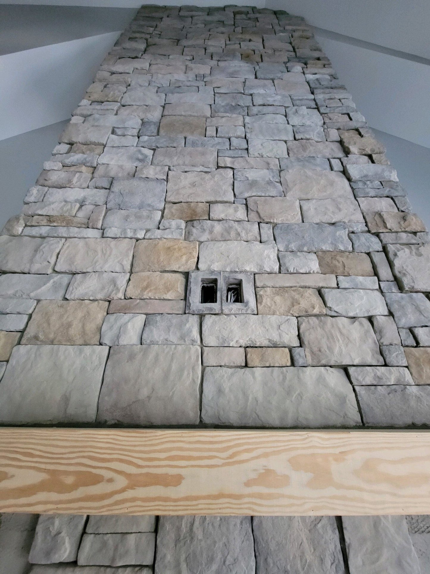 HK: Mount Airy Granite - CORNERS - RockSolid Veneers