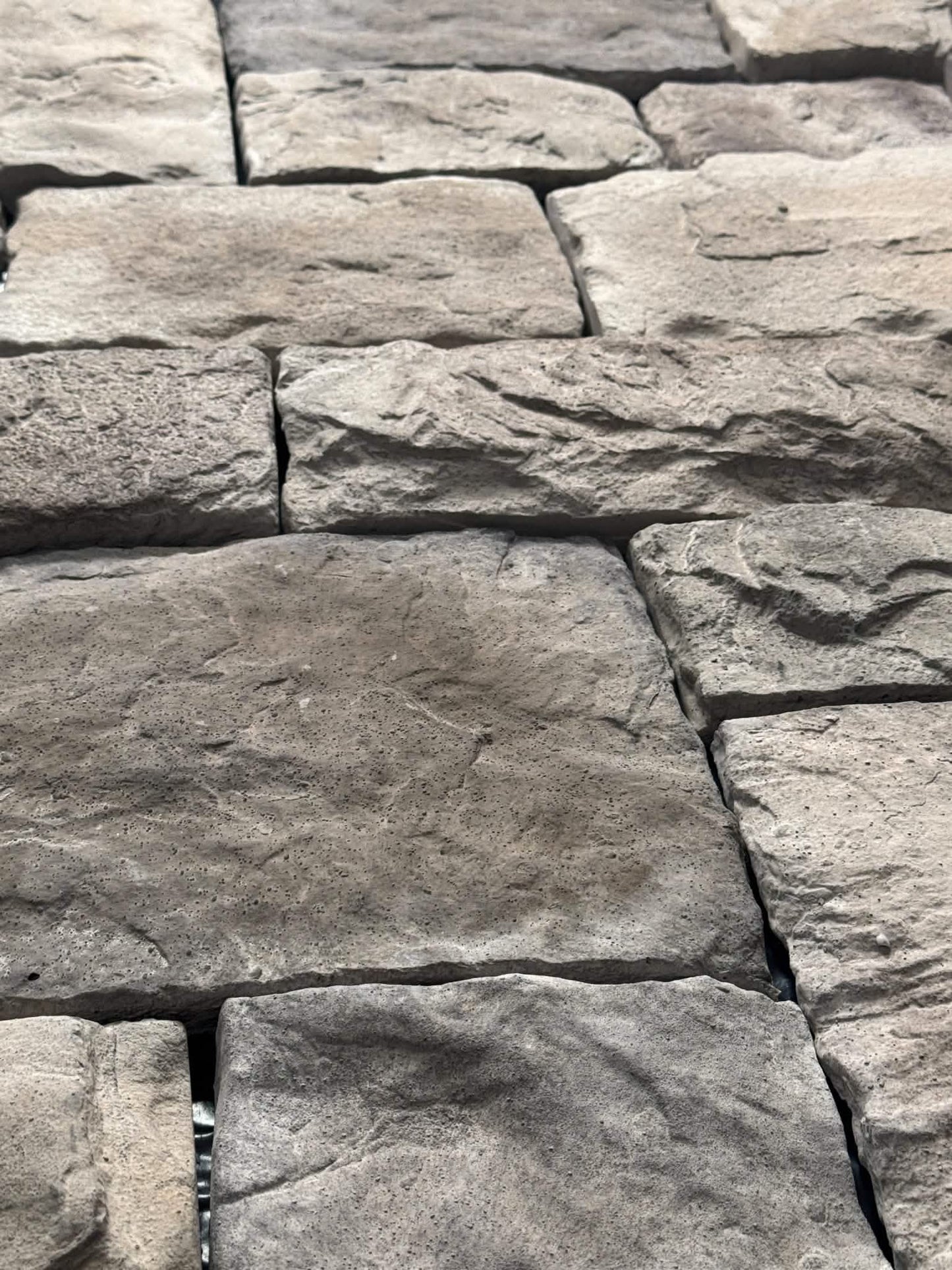 Sample - HK: Grayson Peak - RockSolid Veneers